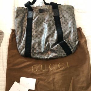 Gucci (navy/black) hobo bag